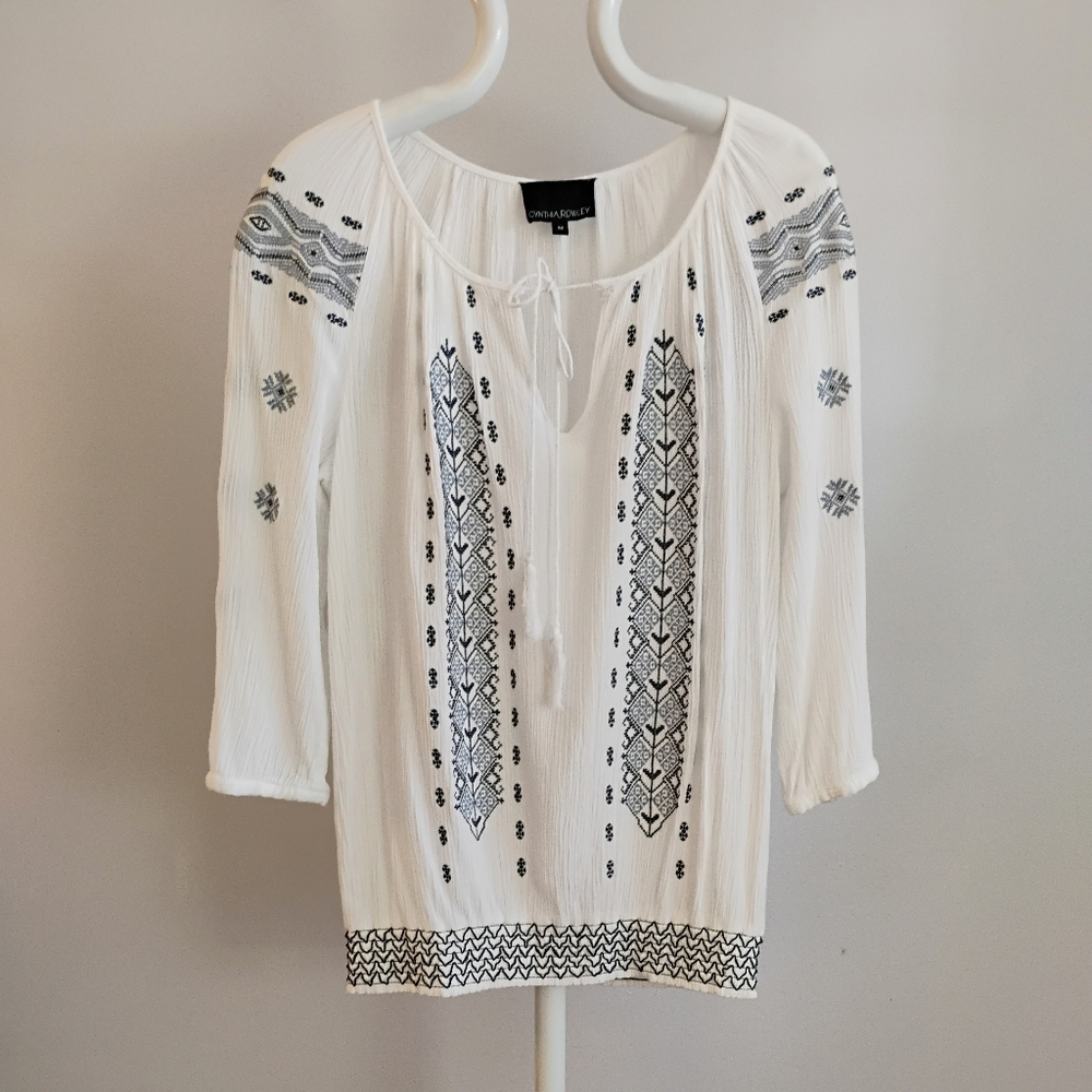 Cynthia Rowley Boho White Blue Embroidered Top Medium